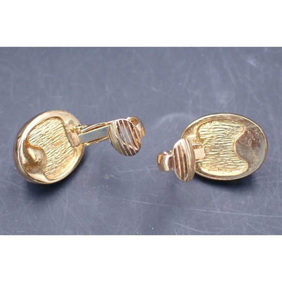 Christian Dior Oval Gold Tone Clip Earrings with Faux Pearl signed - Picture 5 of 5
